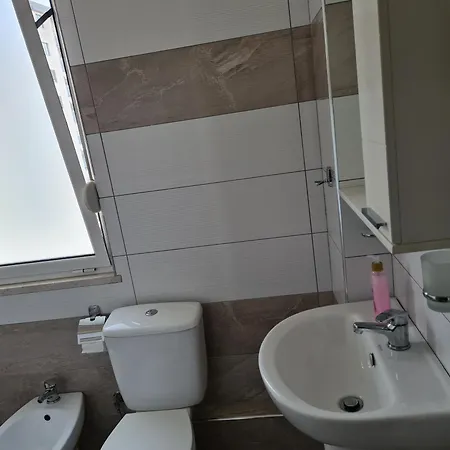 Adi Apartamento *